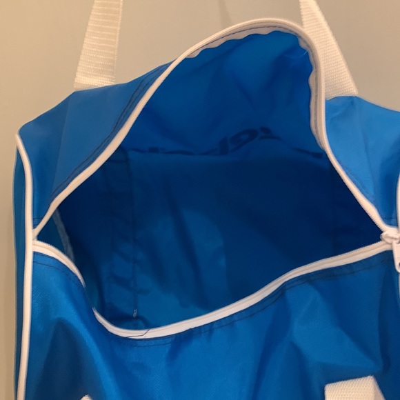 Vintage Reebok Duffle Bag - Picture 5 of 7